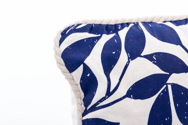 COJIN HOJAS AZULES 53X13X33