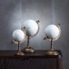 FIGURA CREMA-ORO METAL/RESINA 10X10X34CM