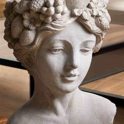 MACETERO BUSTO MUJER CEMENTO 22CM
