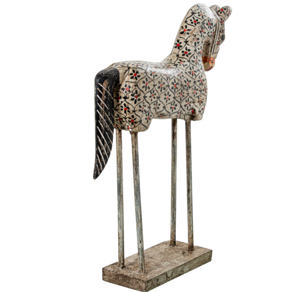 FIG MAD CABALLO METAL+ BASE MAD 27X8X40