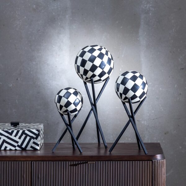 FIGURA BLANCO-NEGRO MET/RESINA 15X15X25