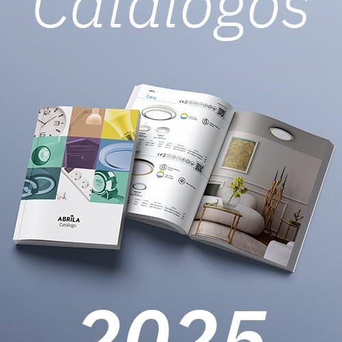 ADORNO MESA PLUMA MAD/BL 9x5x30 CM